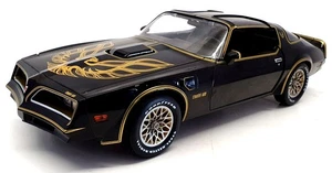 Greenlight 1/18 Scale 19098 - 1977 Pontiac Firebird Trans Am - Black - Picture 1 of 8