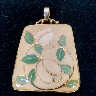 Floral Enamel Pendant White Flower Gold Tone Green Leaf Fashion Thailand 2" - Image 1 of 4