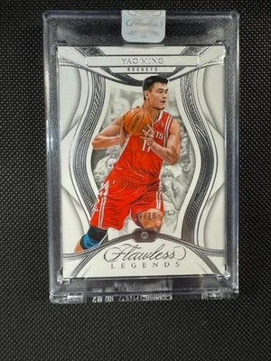 2024-25 Panini impecable Yao Ming - Houston Rockets Legends gema de diamante/10 Foto 1 de 2