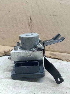 Anti-Lock Brake Part Modulator Assembly AWD Fits 16-18 RDX 193849 - Image 1 of 4