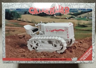 ERTL 1926 2-Ton Caterpillar 1/16 1993 NTTC Show Edición Coleccionista Foto 1 de 4