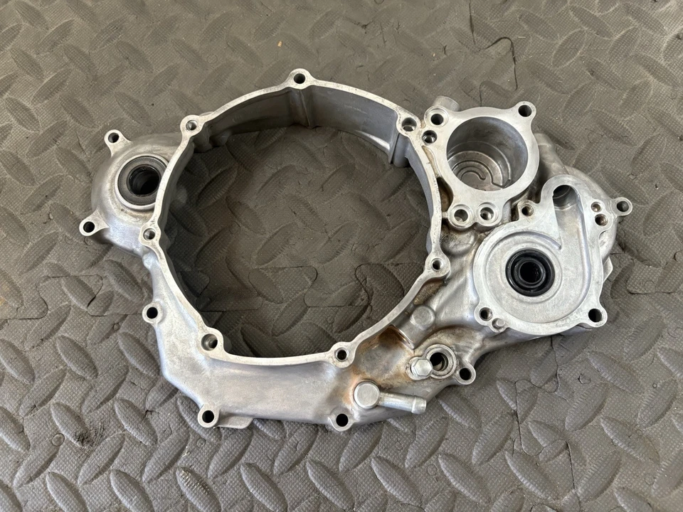 2012 YAMAHA 07-13 WR250F 06-13 YZ250F OEM RIGHT SIDE CASE INNER CLUTCH COVER - Image 1 of 4
