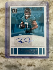 Autografo Zay Jones 2024 Donruss Signature Series Jacksonville Jaguars - Foto 1 di 3