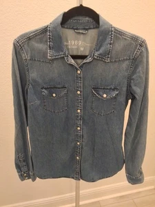 Camisa vaquera Gap 1969 para mujer manga larga abotonada talla M informal ajustada - Imagen 1 de 8