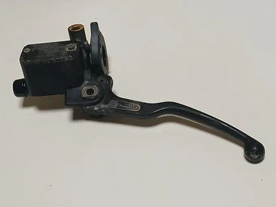 POMPA FRIZIONE SINISTRA CON LEVA Comando Aria DUCATI MONSTER 600 2001 M300AA - Immagine 1 di 4