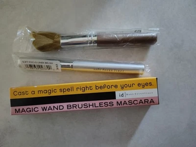 Rímel, delineador y pinceles de maquillaje bareMinerals iD|Bare Escentuals Foto 1 de 3