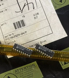QTY=2PCS  MICROCHIP   PIC16CE624-04/P     .BRAND NEW. ship Via DHL/FEDEX/UPS - Picture 1 of 1