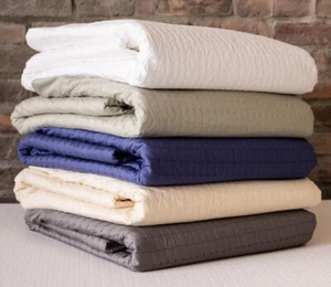 DreamChill™ Collection - Enhanced Bamboo™ Quilted Sheet Set - Picture 1 of 12
