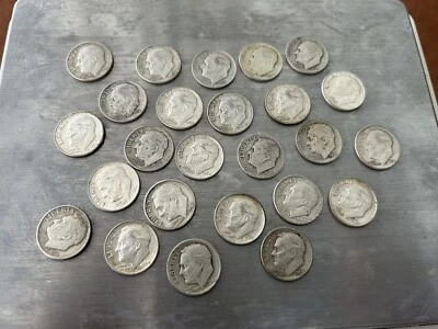 Lot Of 25 Roosevelt Silver Dimes - 1964 & Prior 90% Silver  - Image 1 of 3