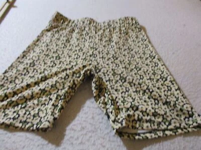 Pantalones cortos florales Forever 21 para mujer talla S Foto 1 de 4