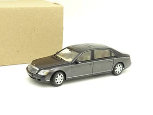 Auto Art SB 1/43 - Maybach 62 Gray And Black - Picture 1 of 2