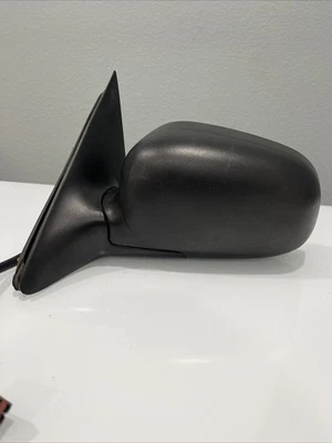2002 to 2008 Ford Crown Victoria Driver Left Side View Door Mirror Q8292 DG - Image 1 of 4