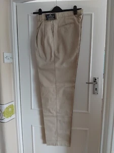PANTALÓN DOCKERS HOMBRE 36 W X 34 L. NUEVO CON ETIQUETAS. COLOR PIEDRA/BEIGE. - Imagen 1 de 8
