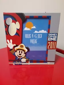 Brand New Disney Cruise Line Photo Album 100 Photos - 2011 edition - Picture 1 of 5