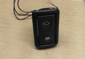 BMW E36 Z3 OEM Electric Window Control Switch 8365300 green bottom - Picture 1 of 4