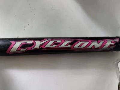 Bate de softbol lanzamiento rápido Easton Cyclone modelo SK33BP 33" 24 oz. -9 barril de 16", ASA Foto 1 de 4