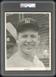 1960 SPORTS PIX PREMIUMS SMALL MICKEY MANTLE PSA 3 - Picture 1 of 2