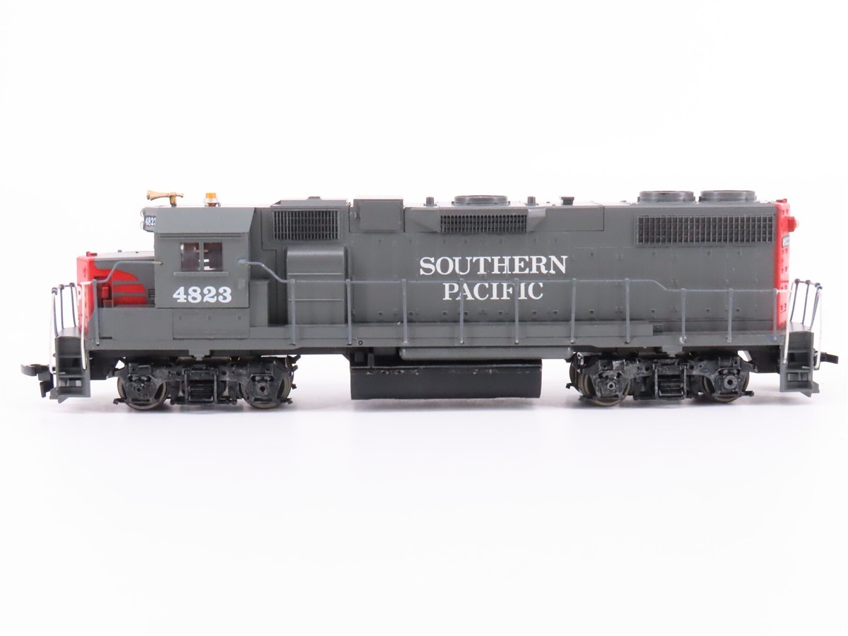 Athearn Southern Pacific HO Diesel Locomotive Model Railroad Athearn Southern Pacific HO Diesel Locomotive Model Railroad