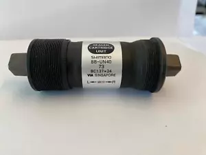 new Shimano Deore BB-UN40 BOTTOM BRACKET English 73 x 110 mm #74 - Picture 1 of 3