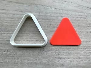 Tagliabiscotti triangolo arrotondato fondente gioielli mini orecchino argilla geometrico - Foto 1 di 1