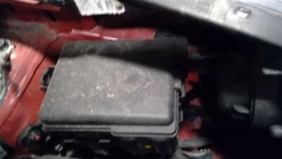 熔断器盒发动机适用于 12-15 RIO 1091411 — 第 1/4 张图片