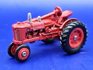 Ertl Maßstab 1:64 IH Farmall Super H roter Traktor 2" Druckguss Spielzeug lose - Bild 1 von 7