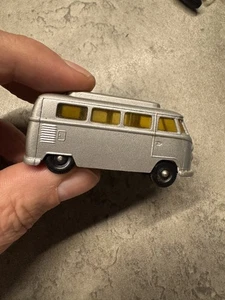 Matchbox VW T1 Camper Pilzdach No 34 Lesney Volkswagen Bus Bulli Modell 1:64 - Bild 1 von 6