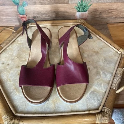 Naturalista Women's N5012 Sabal Sandal burgundy leather women’s 41 US 10 - Image 1 of 4