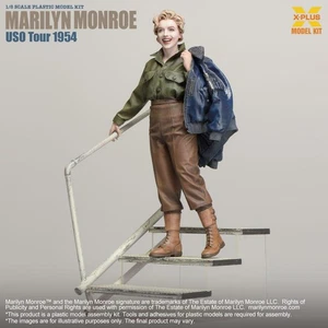 X-Plus 200245 - 1/8 Scale Marilyn Monroe – USO Tour 1954 Plastic Model Kit - Foto 1 di 7