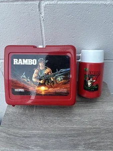 Vintage 1985 Rambo rot Kunststoff Brotdose mit Thermosbecher Sammelset unbenutzt - Bild 1 von 7