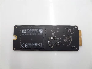 Apple Samsung SSPOLARIS 512GB NVMe SSD MZ-KKW5120/0A6 - Imagen 1 de 3