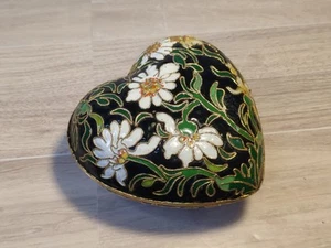 Cloisonne Trinket Box Heart Shaped Large 4" Black White Flowers Floral Decor - Picture 1 of 10
