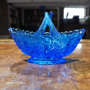 Vintage Fenton Colonial BLUE Daisy & Button Split Handle Basket  - Picture 1 of 11