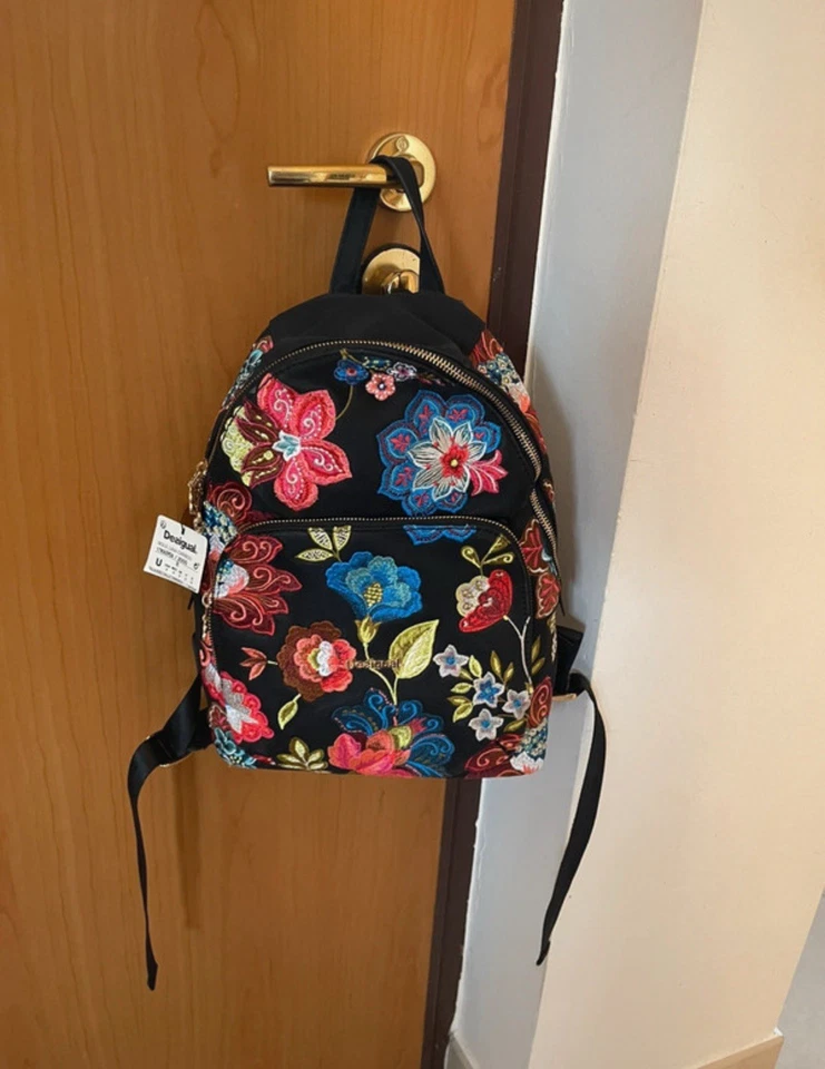 Zaino Desigual Stile Floreale. Nuovo, Ottimo Stato - Immagine 1 di 4