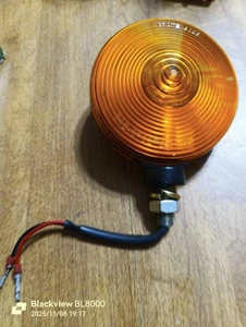 John Deere RE170543 BERNSTEINFARBENE LAMPENBAUGRUPPE OFFENE BOX - Bild 1 von 12