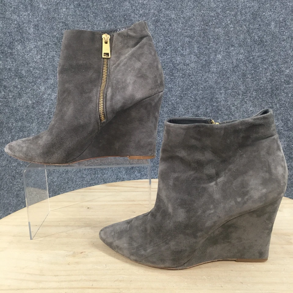 Женские повседневные сапоги Joie 40 на боковой молнии с заостренной лодыжкой серые замшевые на танкетке - Изображение 1 из 4