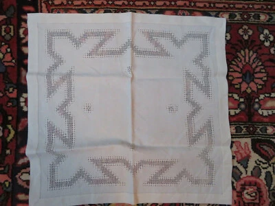 NAPPERON ancien LIN BRODERIE d'ANGLES sur l'ANGLIN JOURS et CARRES 44 cm X 44 cm - Photo 1/3