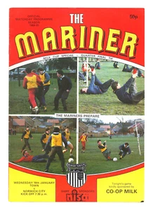 Grimsby Town v Norwich City 1984-1985 League Cup 16/01/1985 - Picture 1 of 2
