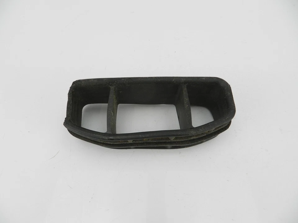 Honda XR350R 1984 filtro de aire tubo maletero conducto en 17240-KF0-000 Foto 1 de 4