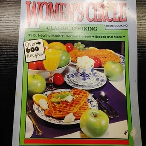 Vintage Women’s Circle Classic Cooking cookbook, 1994 - Picture 1 of 3