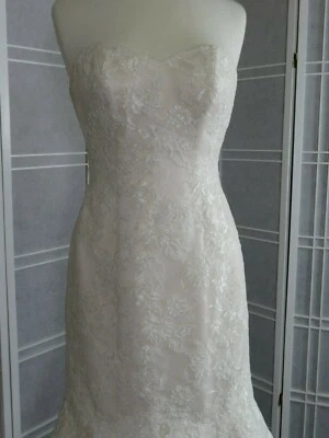  wedding dress size 10 ivory lace corset  designer Stella York - Image 1 of 4
