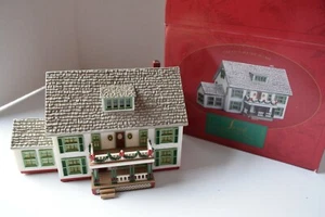 HALLMARK - THE SARAH PLAIN AND TALL COLLECTION - SARAH'S MAINE HOME- 19 - Picture 1 of 6