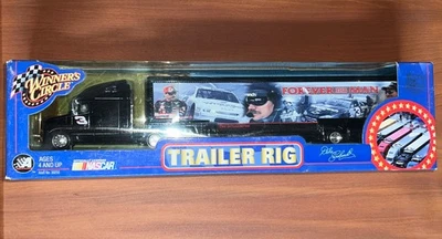 Plataforma de remolque Winners Circle 1:64 Dale Earnhardt #3 NASCAR Forever The Man 2002 Foto 1 de 4