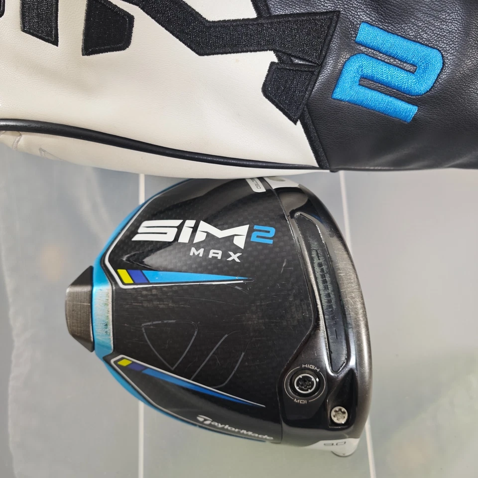 Taylormade Sim2 MAX 9 / 9.0 degree Driver Head Only Right handed w/cover - Image 1 of 4