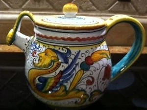 Deruta Majolica Italian Pottery - Raffaellesco TEAPOT - Picture 1 of 1