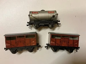 Hornby dublo, 3rail, unboxed two cattle wagons and a silver Esso tanker. - Picture 1 of 4