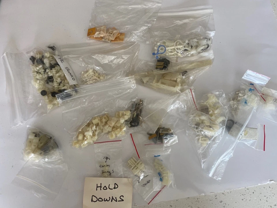 COMMODORE & OTHER VINTAGE COMPUTER CASE HOLD DOWNS PART REPAIR LOT  NEW  - Image 1 of 1