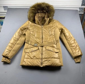 Michael Kors Puffermantel Damen XL Gold mit Gürtel und Kunstfellkapuze - Bild 1 von 13