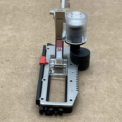 Bernina #3A Automatic Buttonhole Foot with Slide - New Style - Very Nice - Image 1 of 4