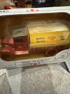ERTL 1931 Hawkeye Tanker Bank Southern States Nuevo en caja  Foto 1 de 3